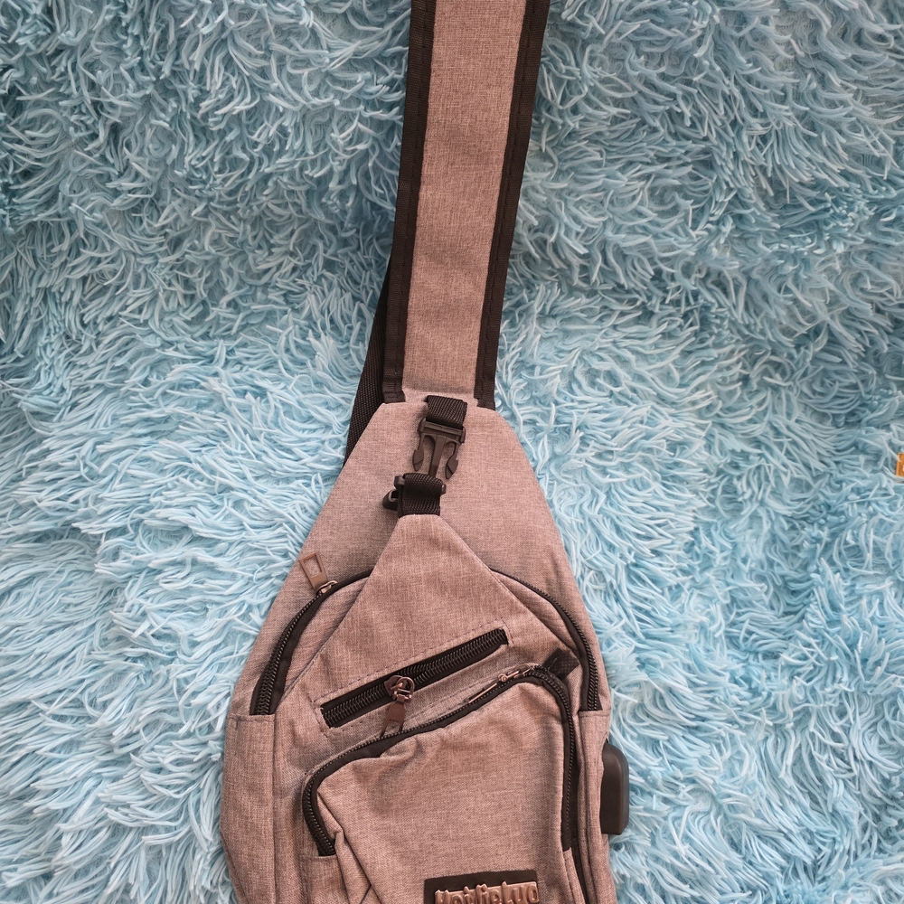New- Unisex Trendy Gray Sling Backpack for Men W/USB Cord